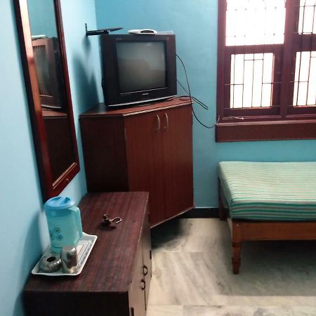 Classic Guest House Chennai Exterior photo