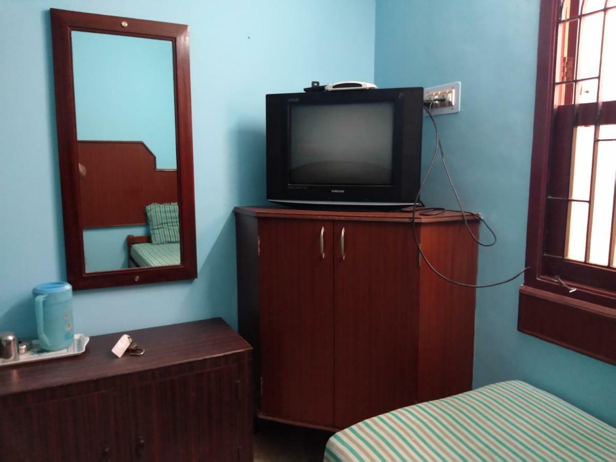 Classic Guest House Chennai Exterior photo