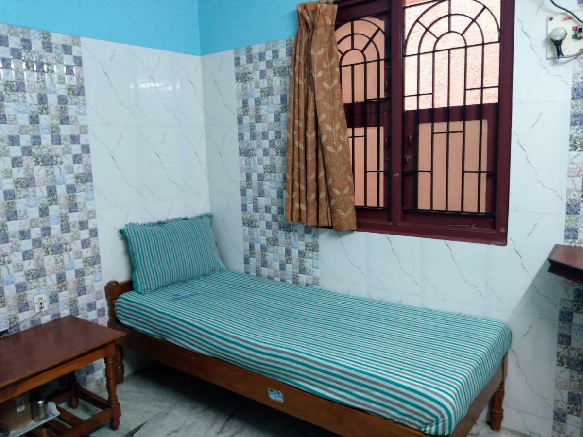 Classic Guest House Chennai Exterior photo