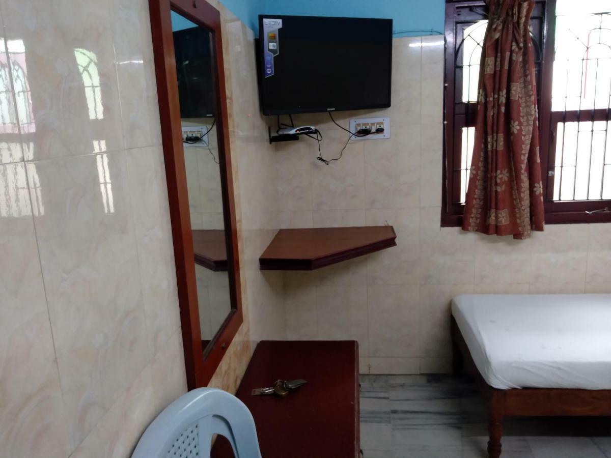 Classic Guest House Chennai Exterior photo